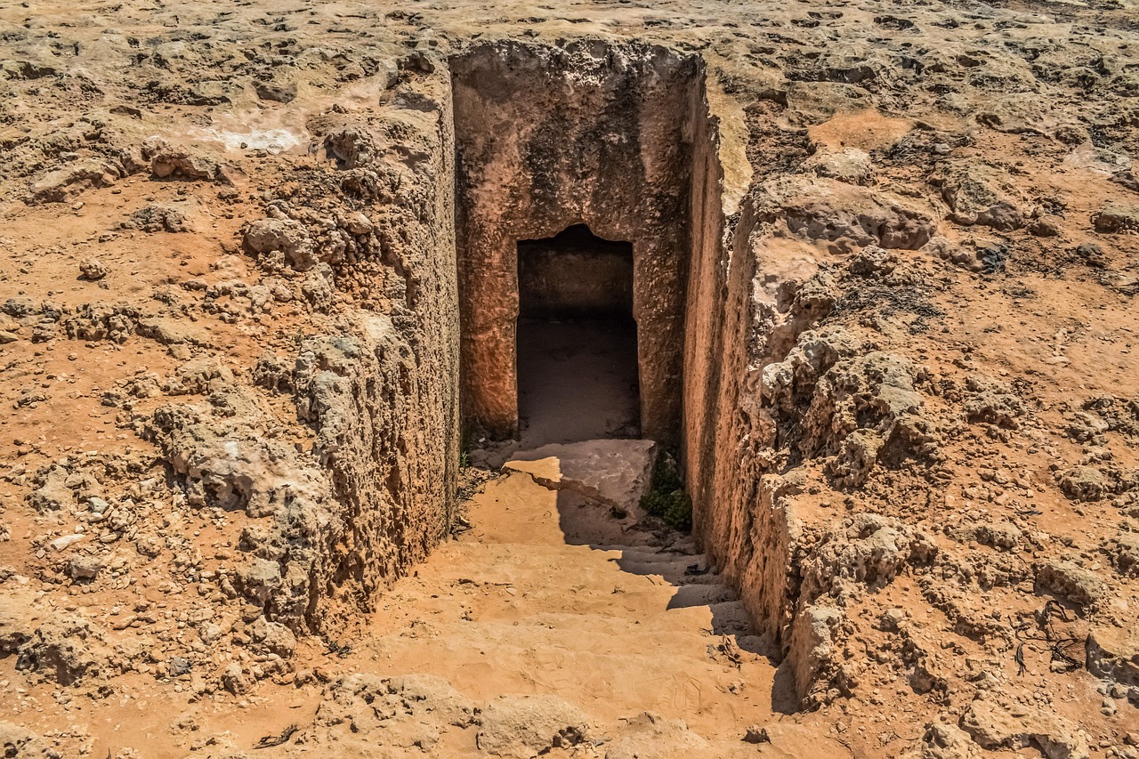 The Discovery of the Tomb of Alexander the Great